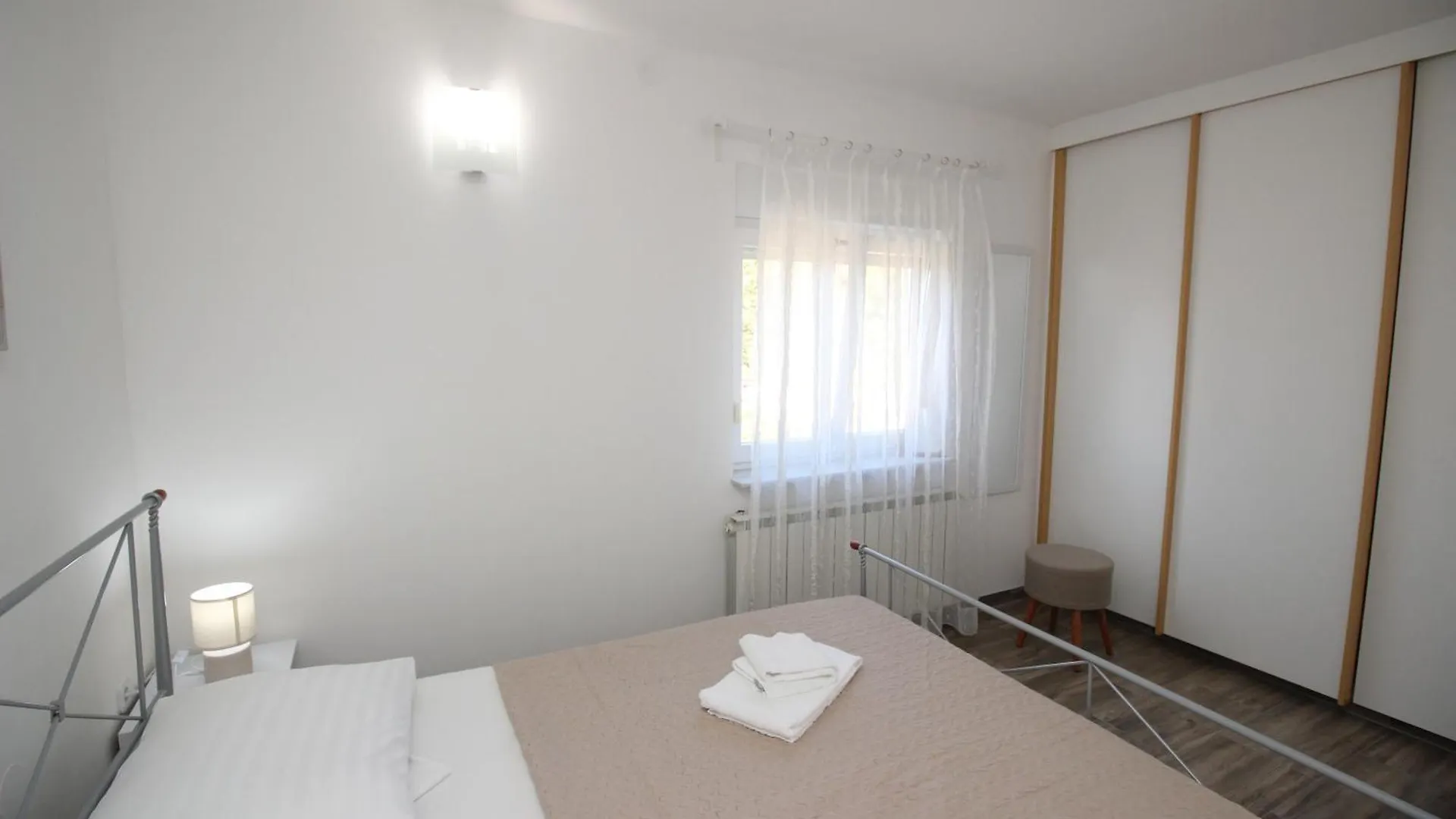 Apartment Sea Side Punat