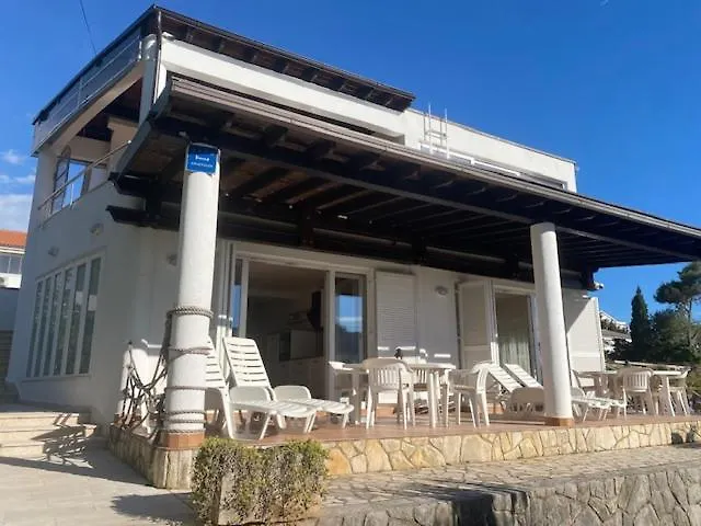 Apartment Sea Side Punat Croatia